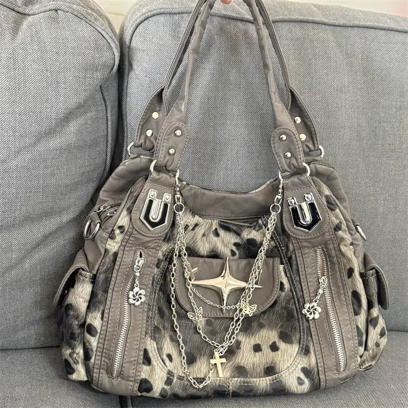 Wild Requiem Chain Handbag