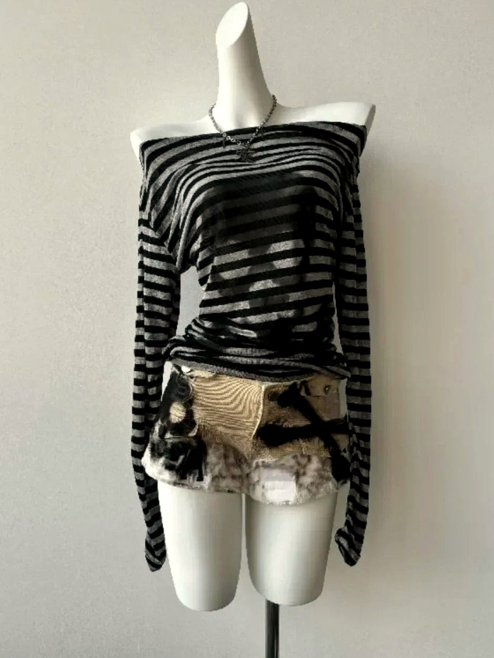 Striped Shadow Print Mesh Top