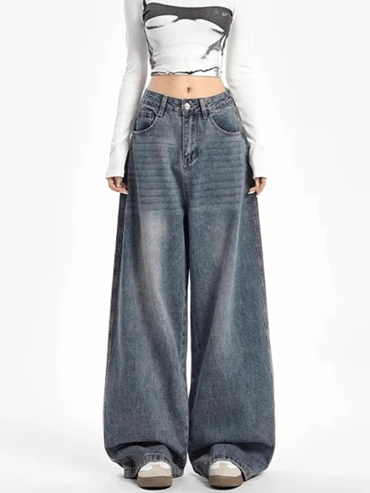 Ultra-Baggy-Jeans mit verblasster Tinte