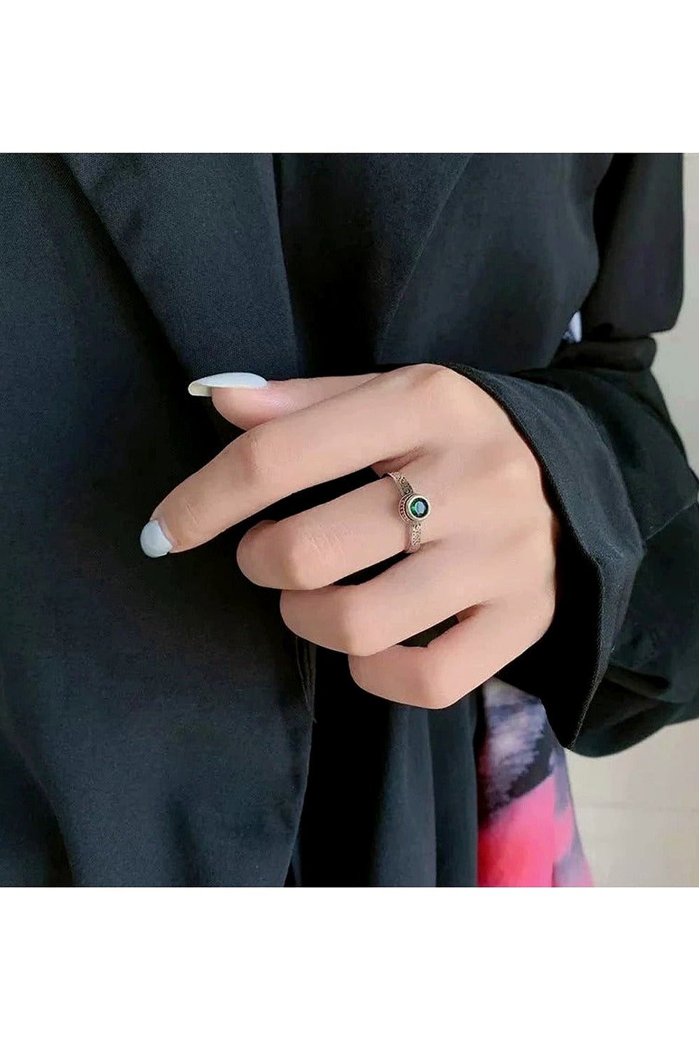 Y2k Vintage Celtic-Inspired Emerald Open Ring