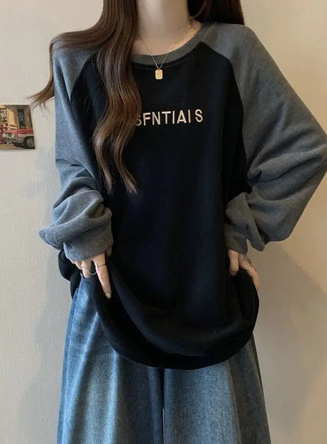 Two-Tone Raglan Oversized Sweatshirt