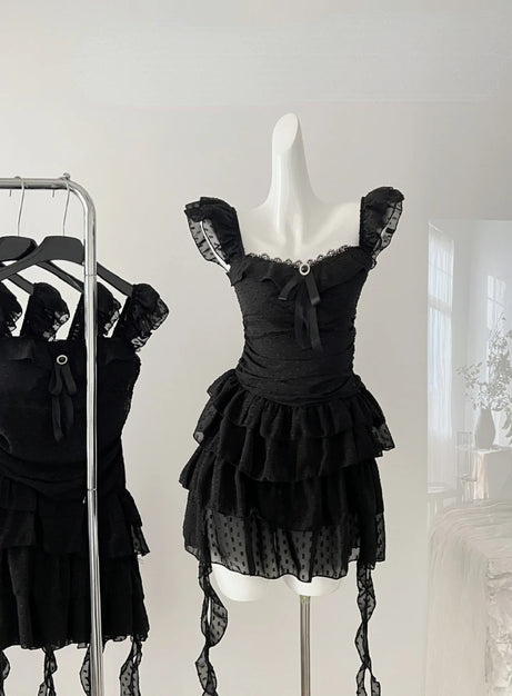 Gothic-Minikleid mit Spitzenabschluss