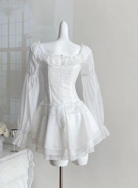 Viktoriansk romantisk spetskorsettklänning