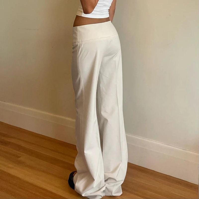 Iconic Buckle Waist Pants