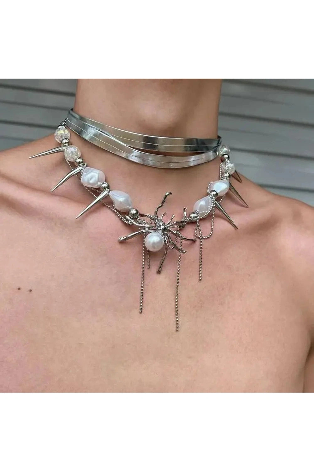 Y2k Spider Queen Pearl Spike Choker