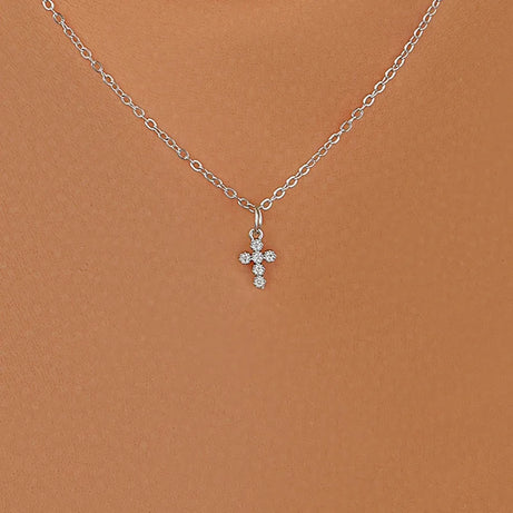 Regal Pearl Cross Choker
