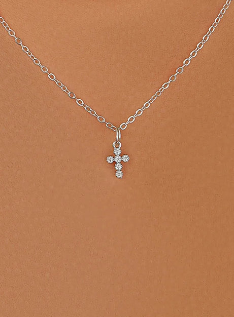 Regal Pearl Cross Choker