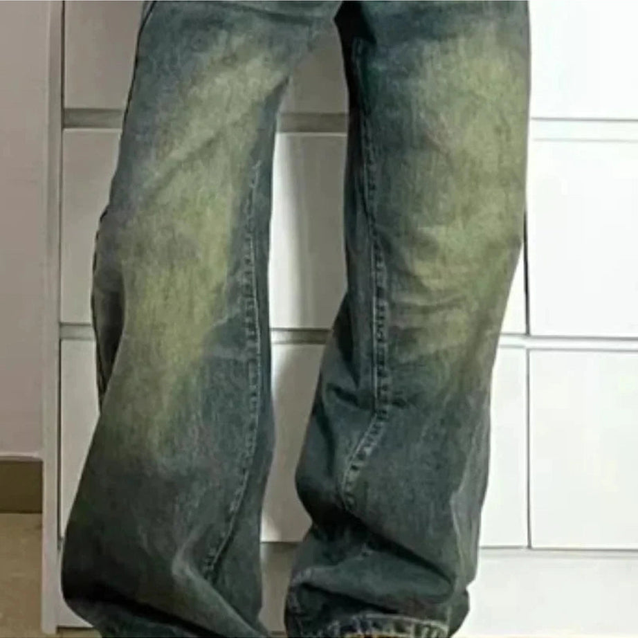 Washed Low-Rise Baggy Jeans