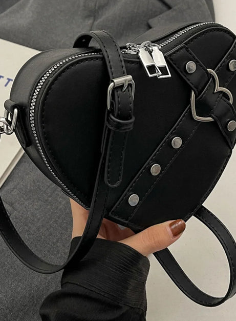 Punk Love Nitad Axelväska