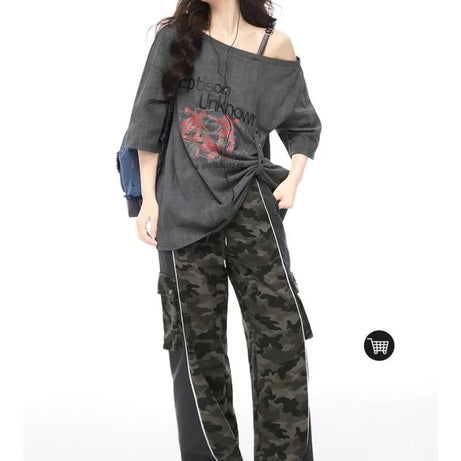 Off-Shoulder Grunge Graphic T-Shirt