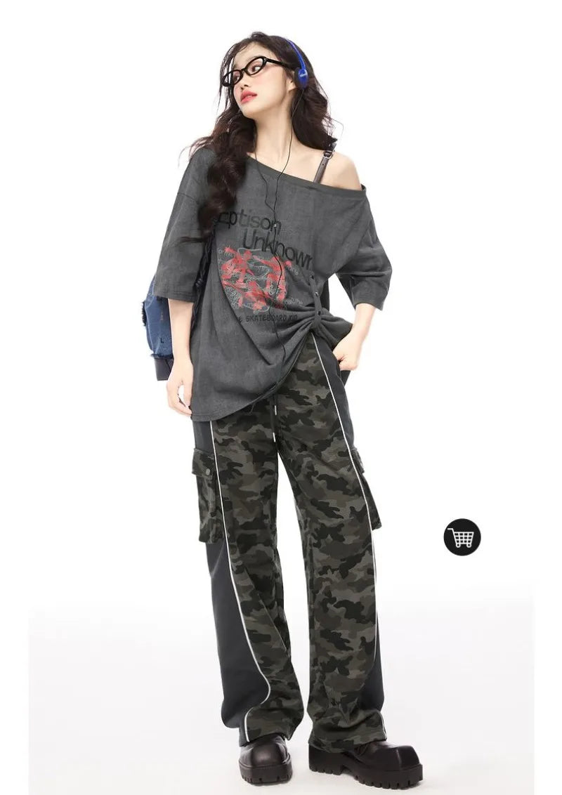 Off-Shoulder Grunge Graphic T-Shirt