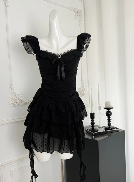 Gothic-Minikleid mit Spitzenabschluss