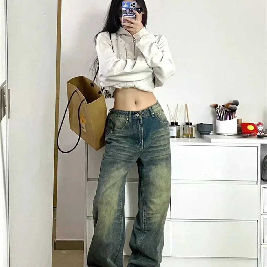 Washed Low-Rise Baggy Jeans