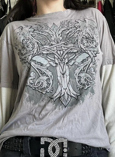 Loyalty – Gothic-T-Shirt mit Kreuzmuster