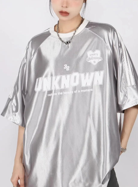 Futuristisches Chrome Sport T-Shirt 