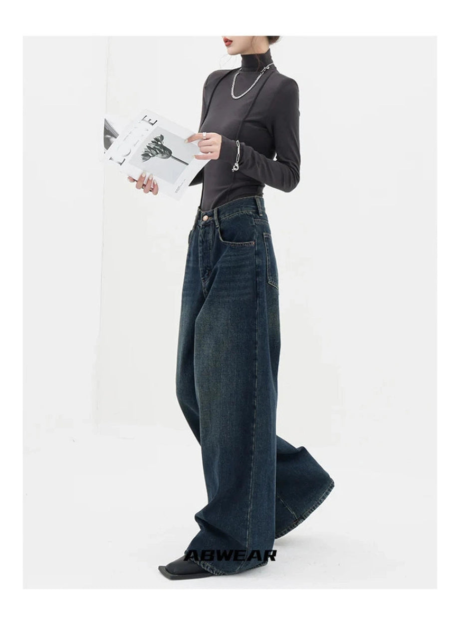 Oversized Dark Wash Wide-Leg Jeans