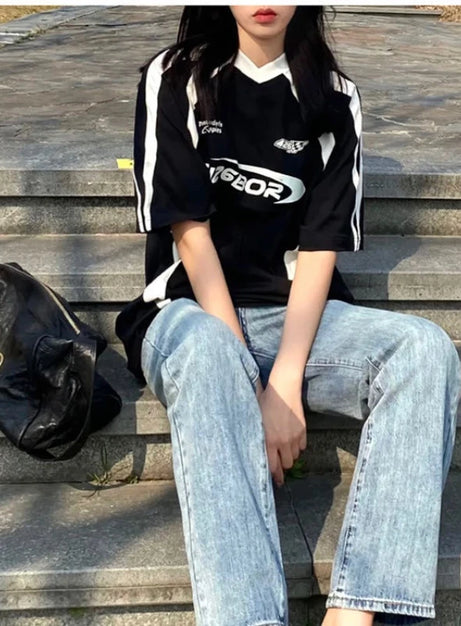 Urban Edge T-Shirt mit Blockdruck