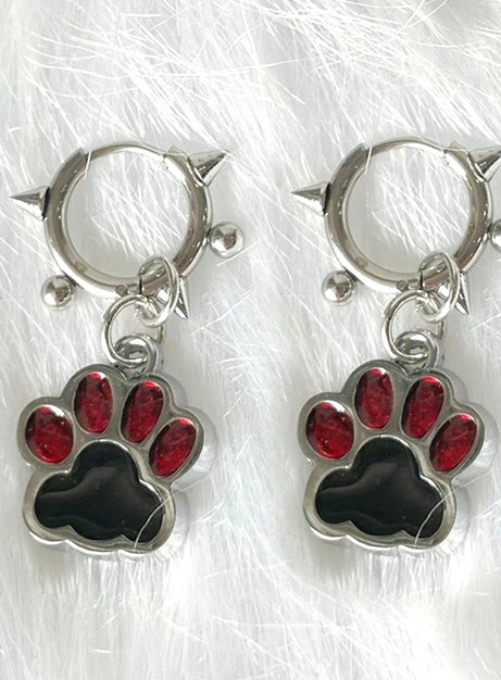 Creolen mit Pfotenanhänger und Spikes