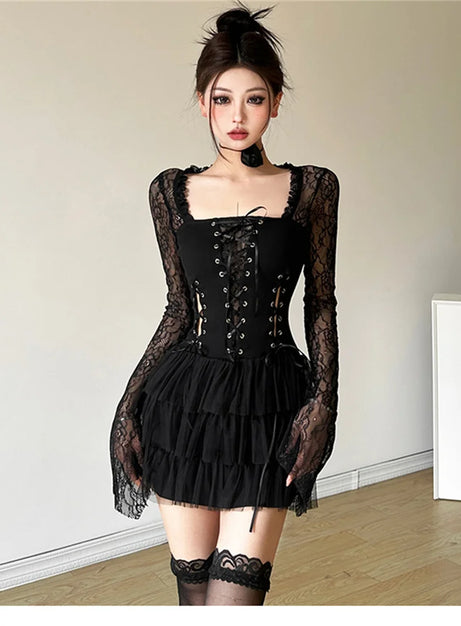 Gothic-Minikleid mit Spitzenabschluss