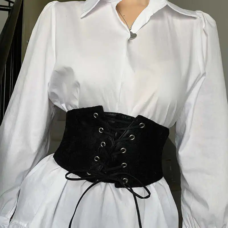 Midnight Lace-Up Corset Belt