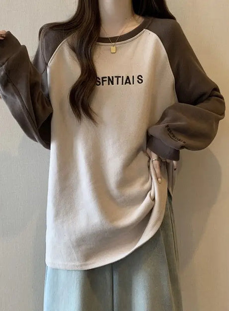 Two-Tone Raglan Oversized Sweatshirt