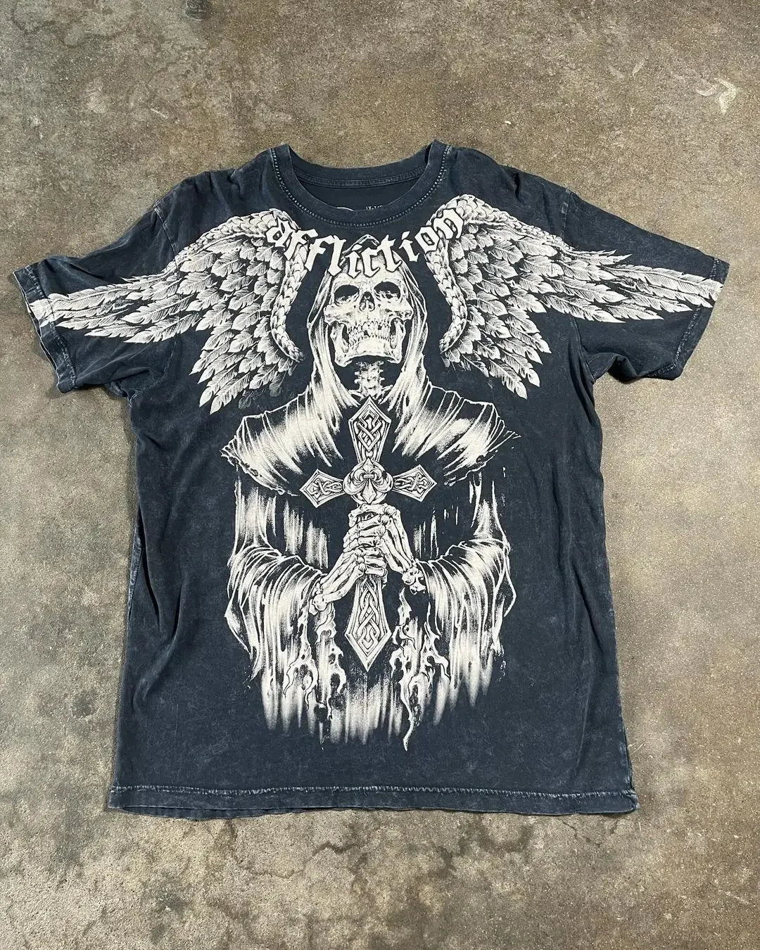 Winged Cross Grunge T-Shirt