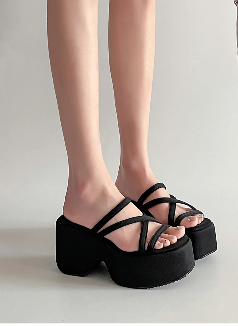 Jungle Stride Strappy Sandals