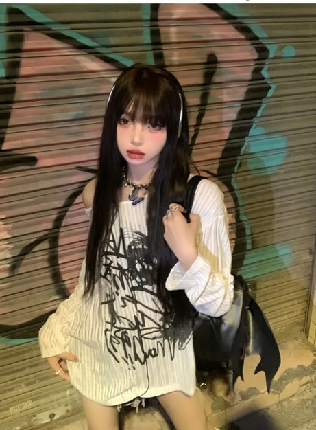 Schulterfreier Pullover „Graffiti Nights“