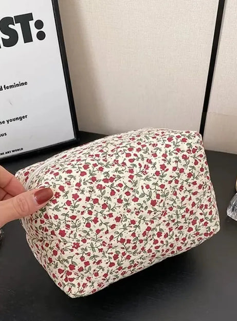 Floral Bloom Quilted Makeup Bag