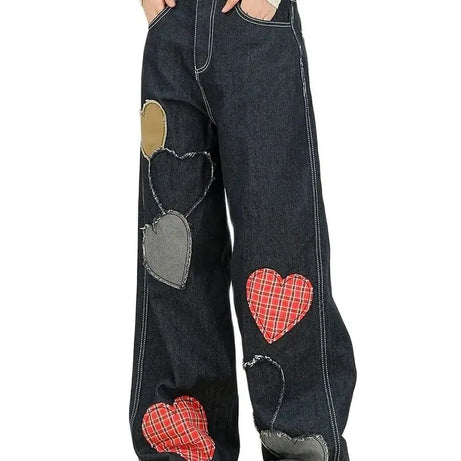 Denimhose mit Patchwork-Herzen