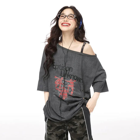 Off-Shoulder Grunge Graphic T-Shirt