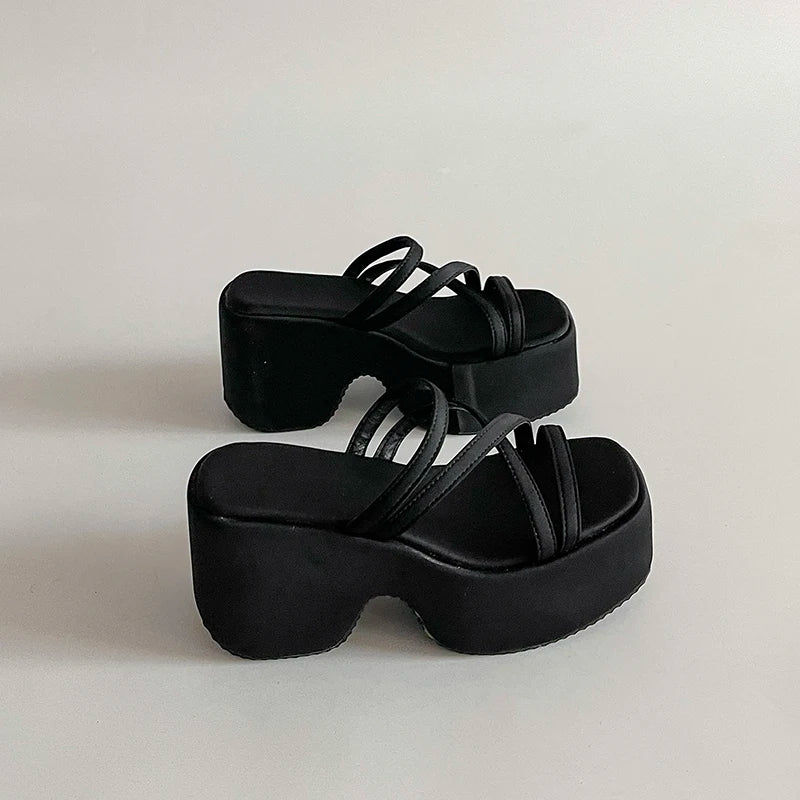 Jungle Stride Strappy Sandals