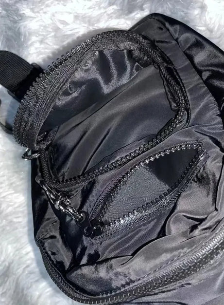 Midnight Star Schultertasche aus Nylon