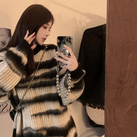 Monochrome Tie-Dye Oversized Sweater