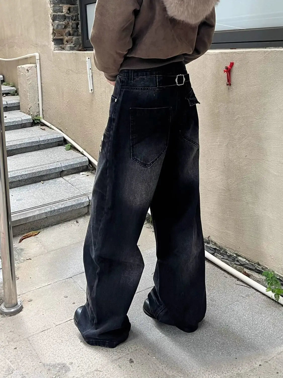 Washed Rivet Detail Wide Leg Jeans