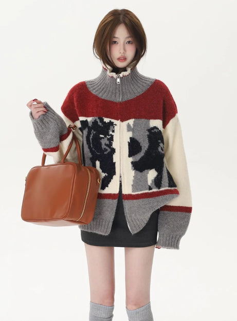 Abstrakt stickad kofta med dragkedja