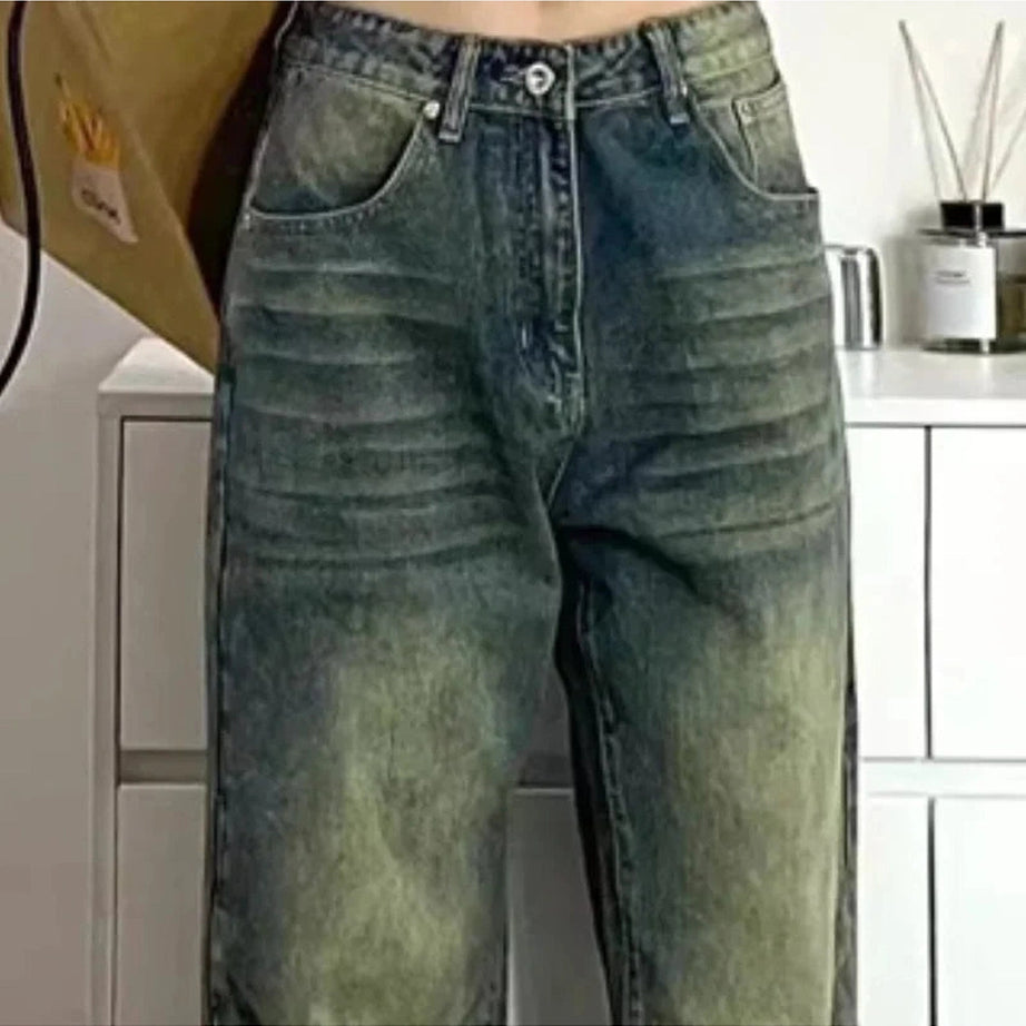 Washed Low-Rise Baggy Jeans