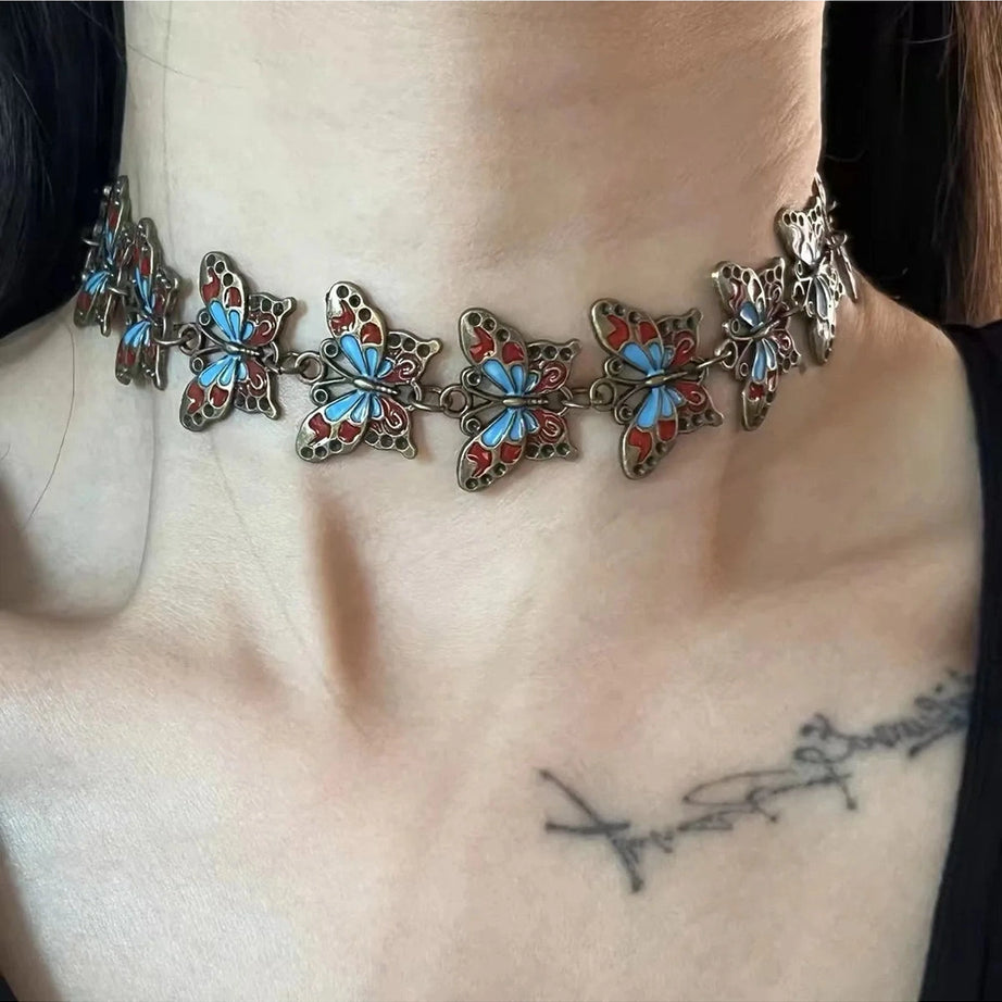 Spiked Heart Chain Choker