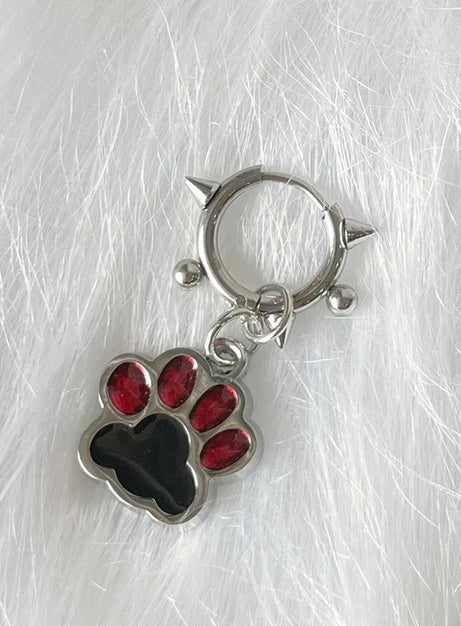 Creolen mit Pfotenanhänger und Spikes