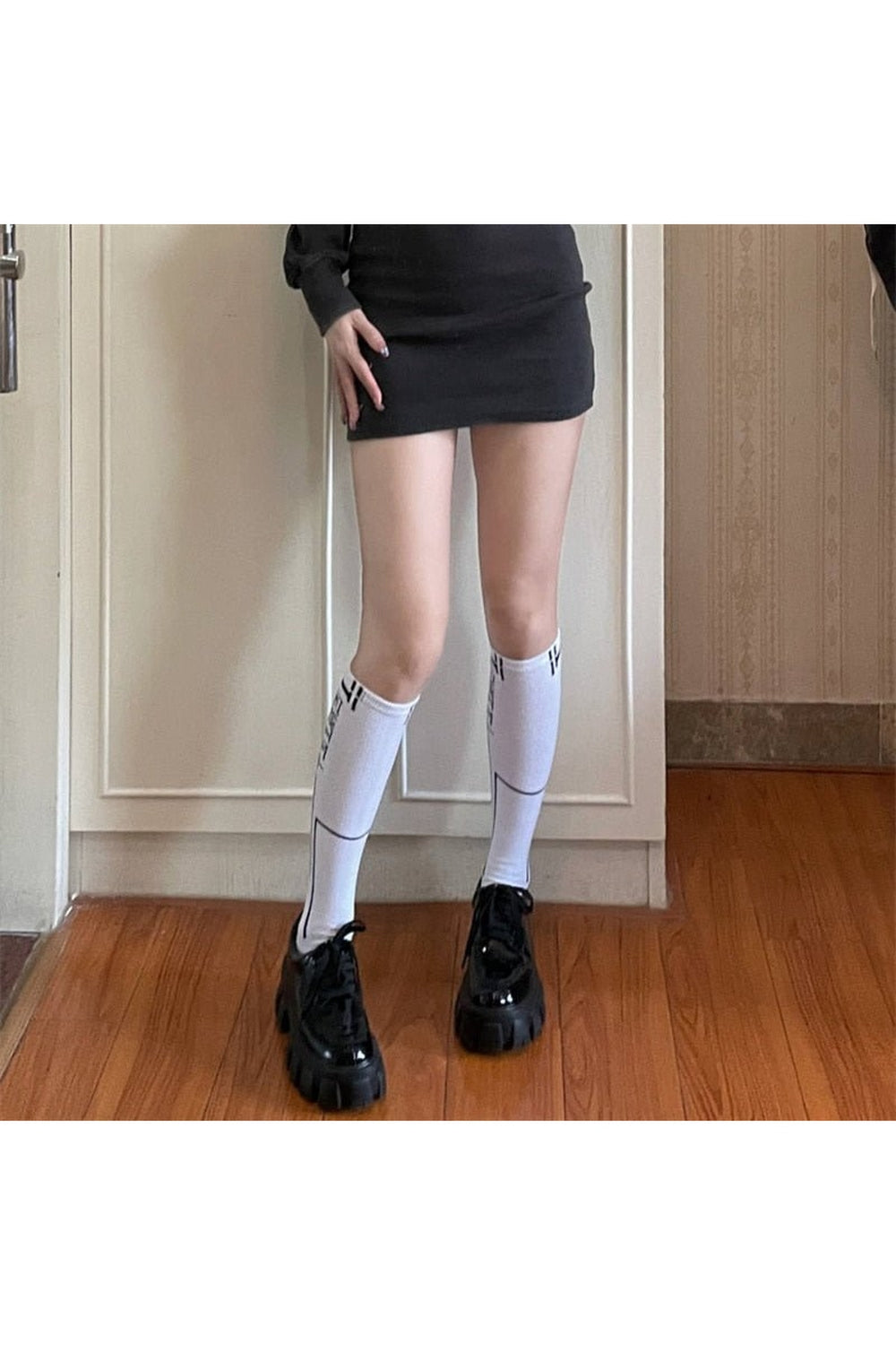 Y2k Chic Middle Tube Socks