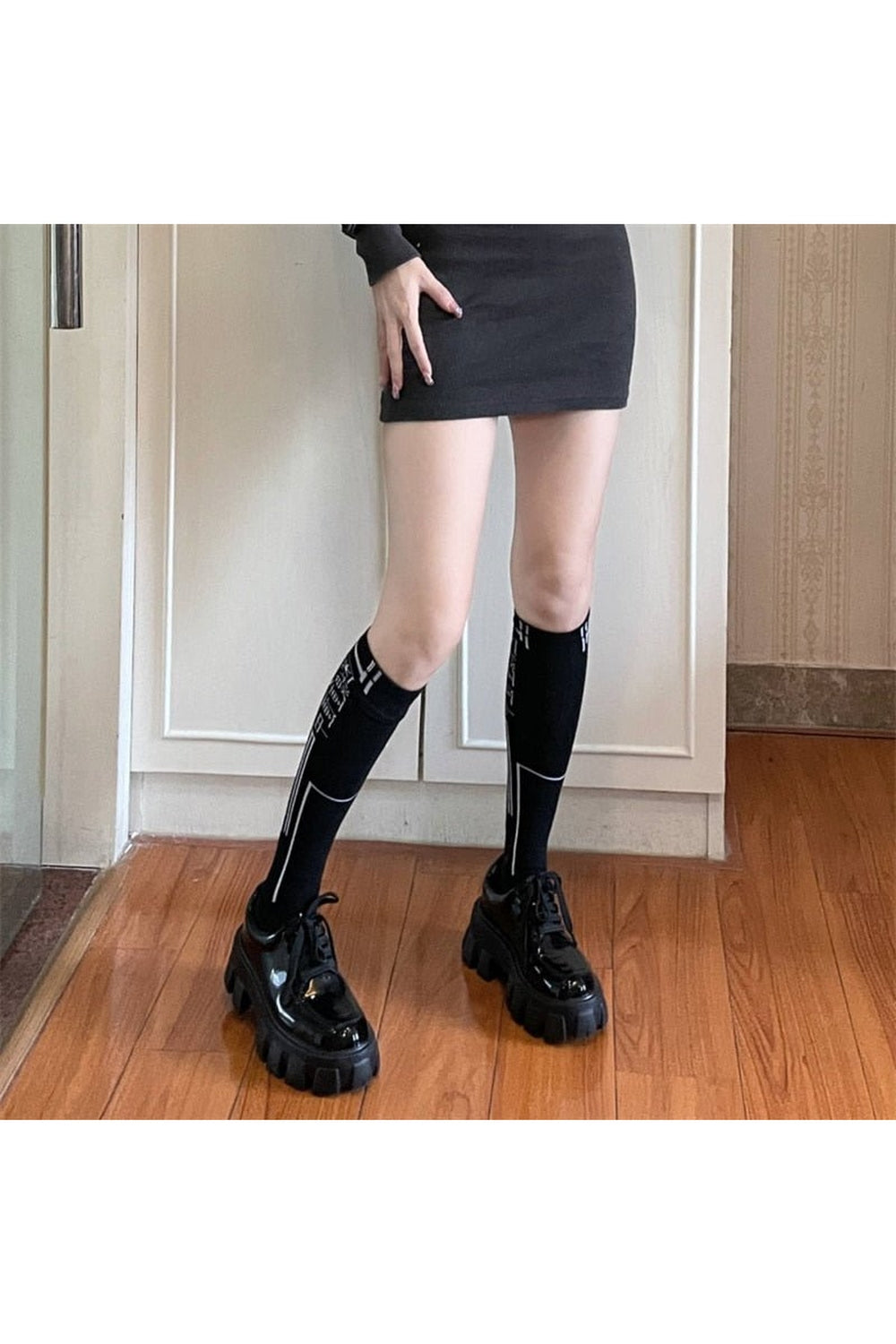 Y2k Chic Middle Tube Socks