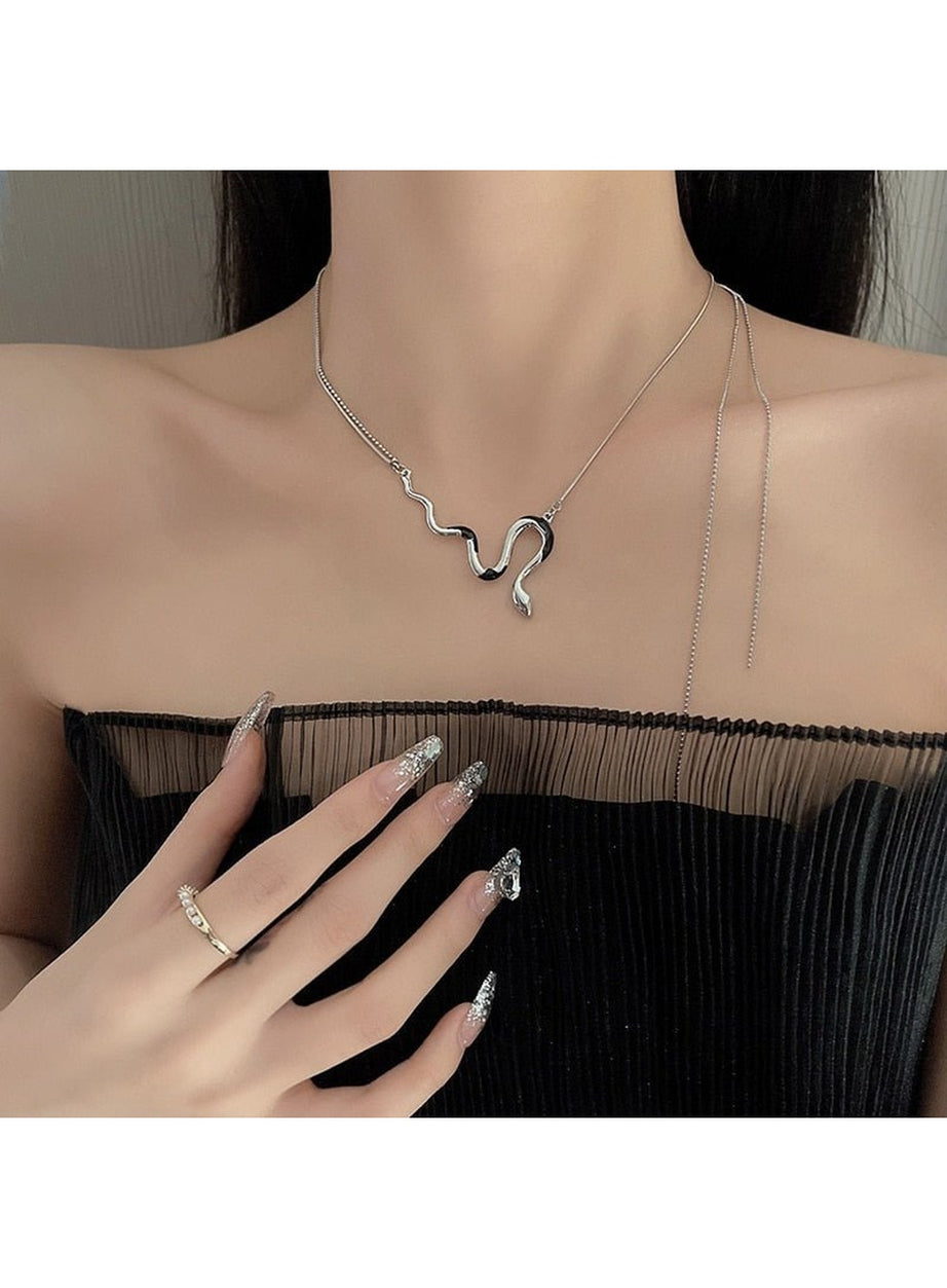 Y2k Crystal Heart Goth Alt Necklace