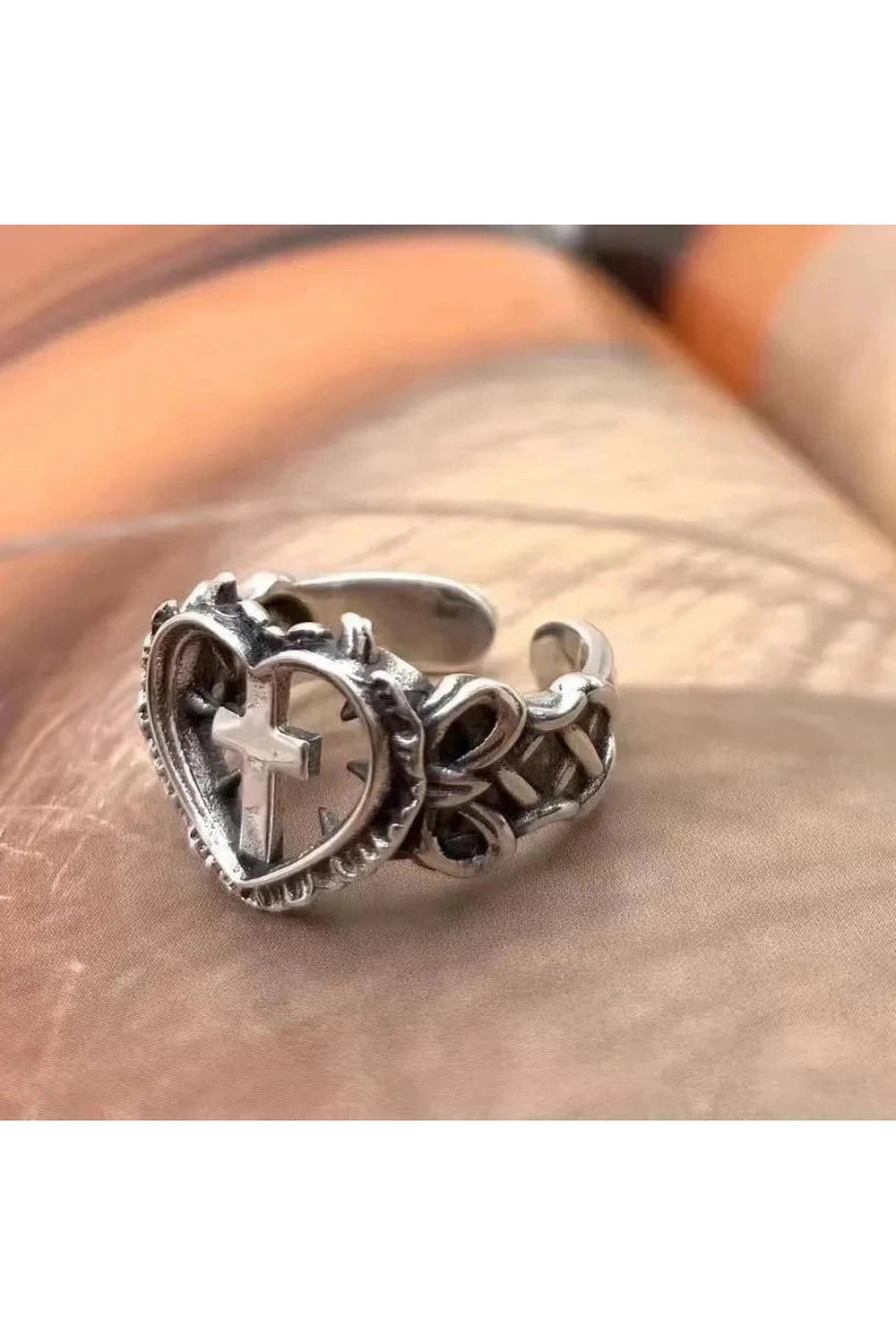 Y2k Death Cross Heart Ring
