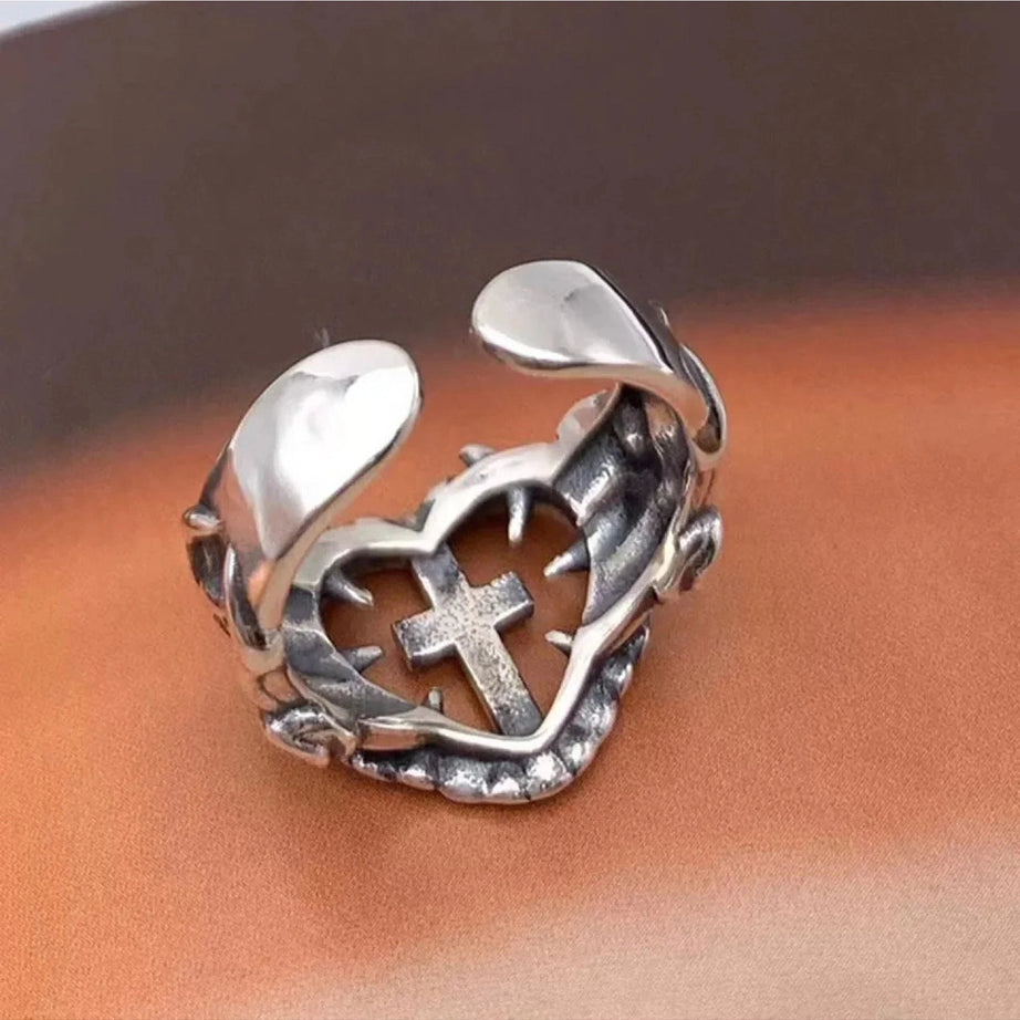 Y2k Death Cross Heart Ring