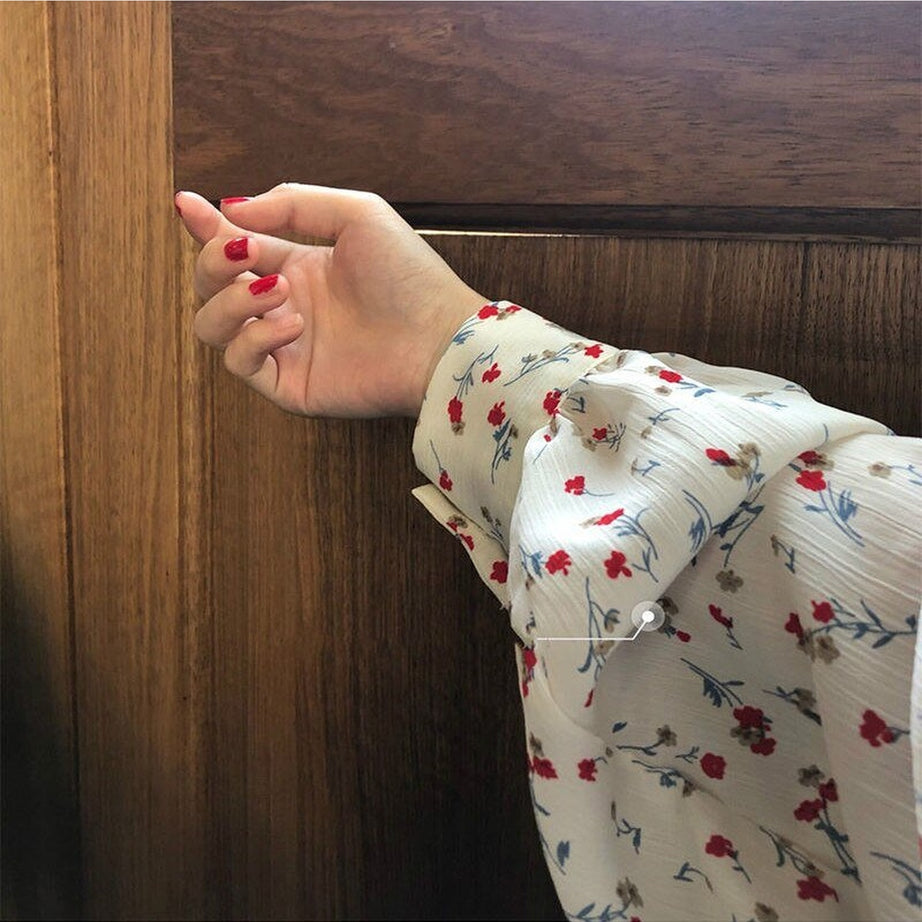 Y2k Elegant Floral V-neck Blouse