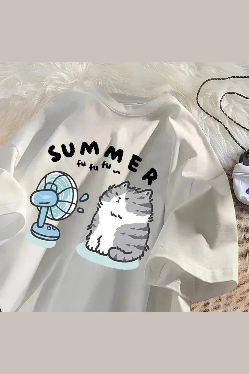 Y2k Fan Cat Graphic T-shirt