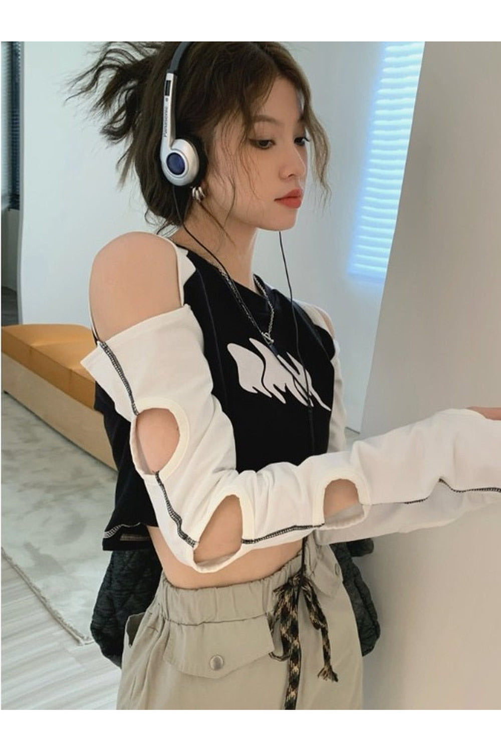 Y2k Hollow Out Long Sleeve Crop Top