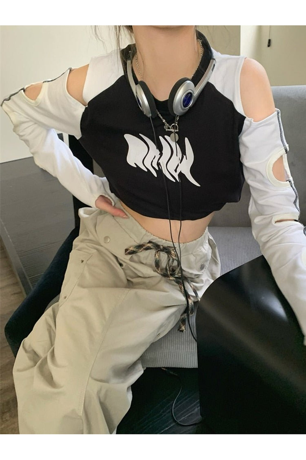 Y2k Hollow Out Long Sleeve Crop Top