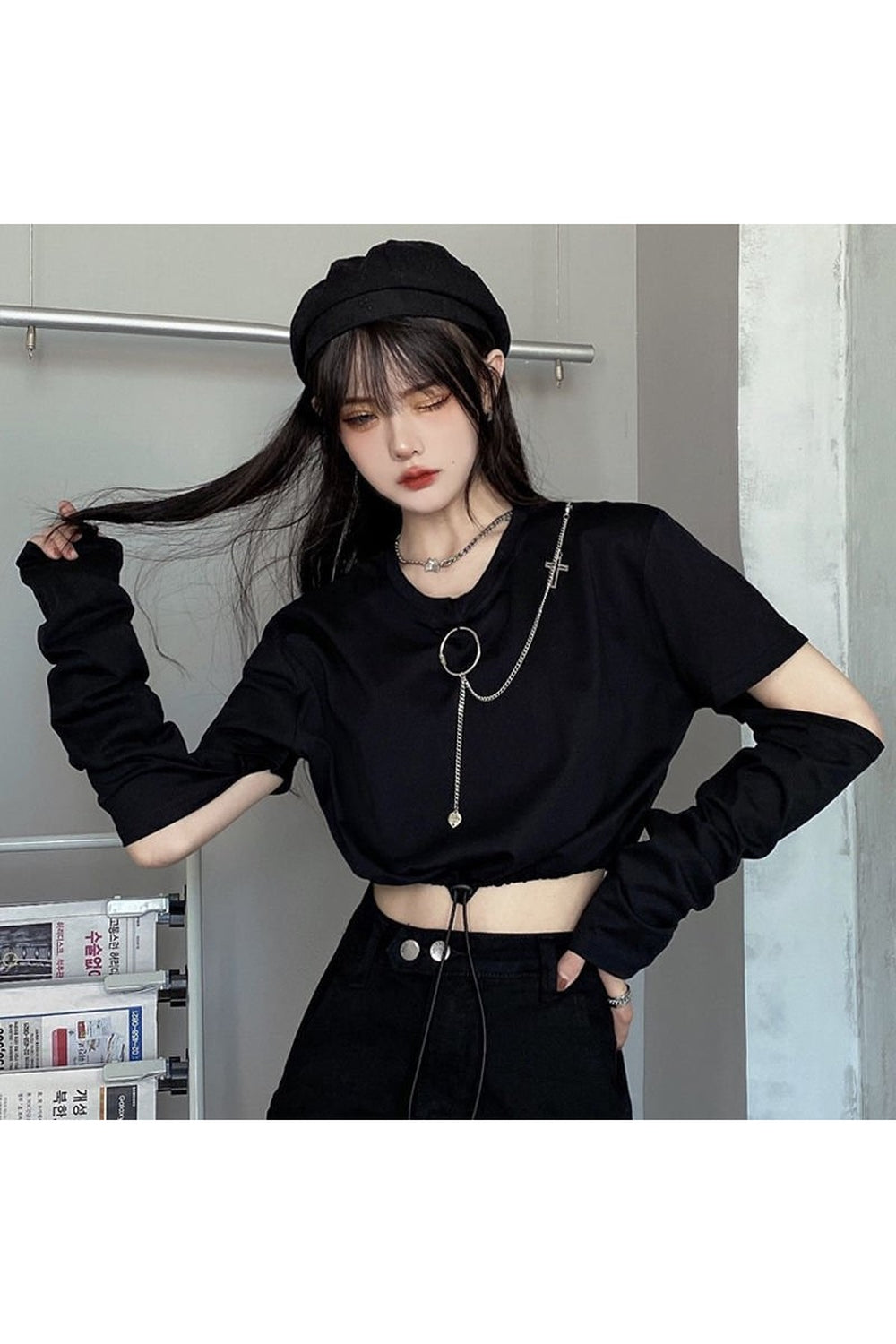 Y2k Japanese Style T-shirt With Chain