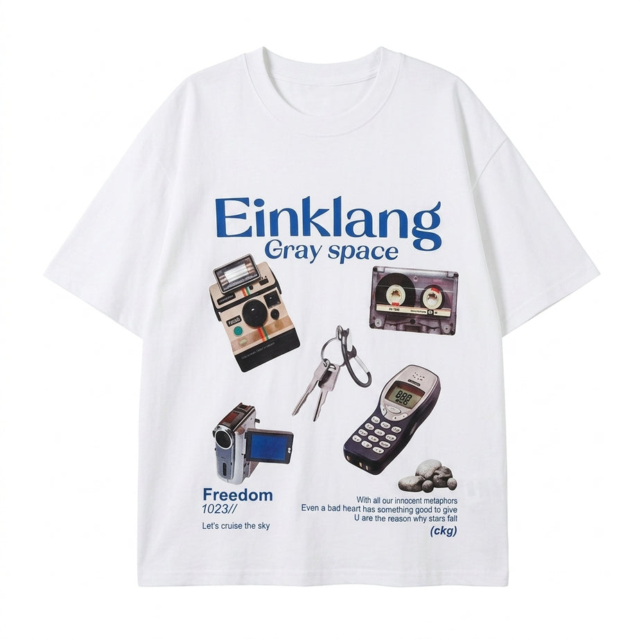 Retro Tech-tryckt t-shirt